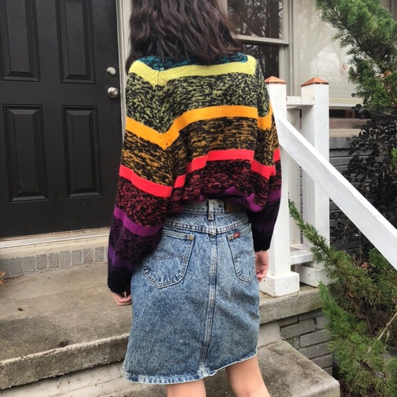 SOLD Vintage rainbow sweater - Picture 2 of 4